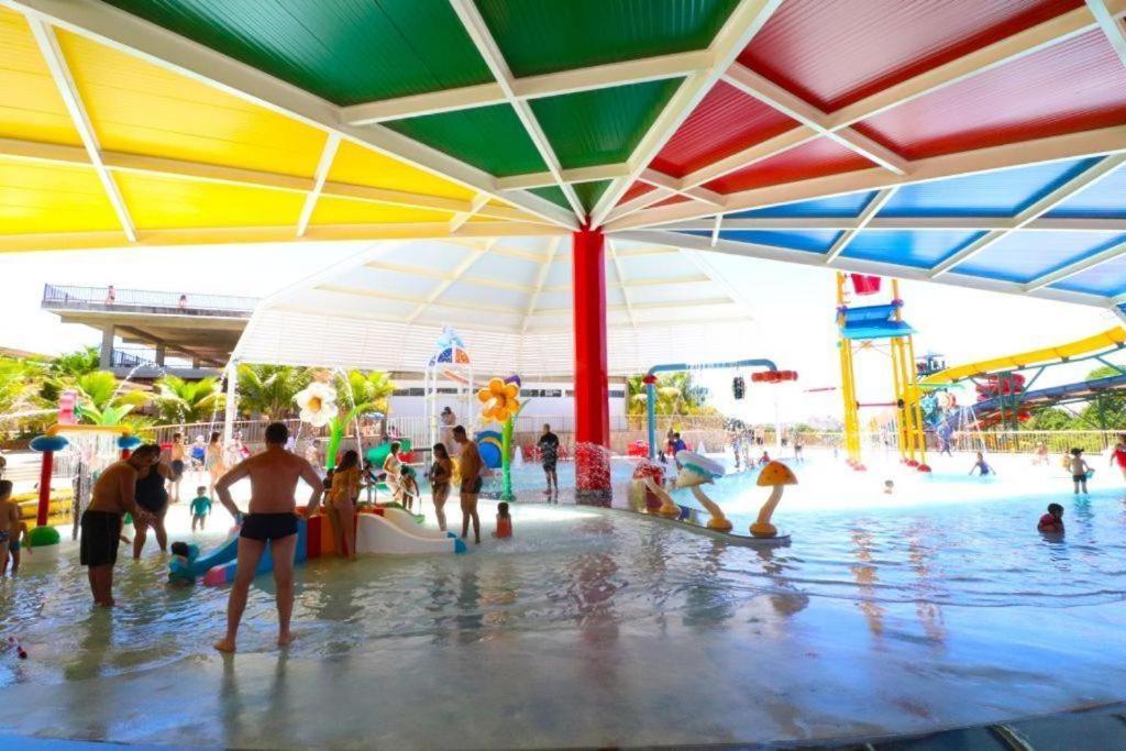 Villas Diroma - Ganhe 1 Dia No Diroma Acqua Park, Splash E Slide Caldas Novas Exterior photo